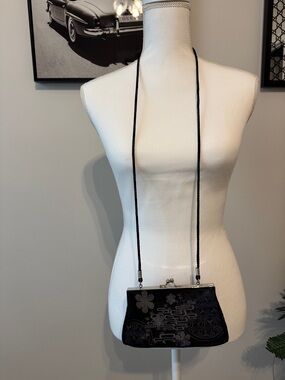 Black Floral Embroidered Crossbody Evening Bag